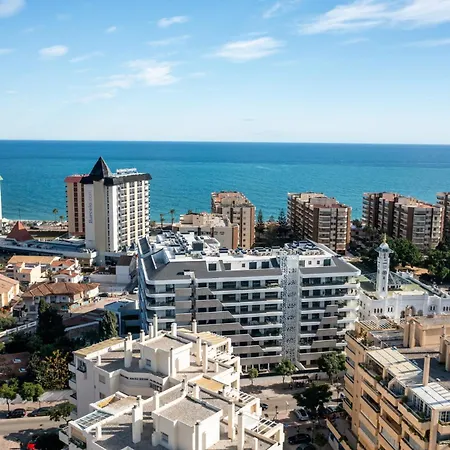 Vivi Homes - Jade Beautiful With Spa, Pool And Cinema 200 Meters From The Fuengirola