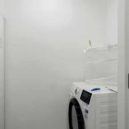 Vivi Homes - Jade Beautiful With Spa, Pool And Cinema 200 Meters From The Appartement Fuengirola