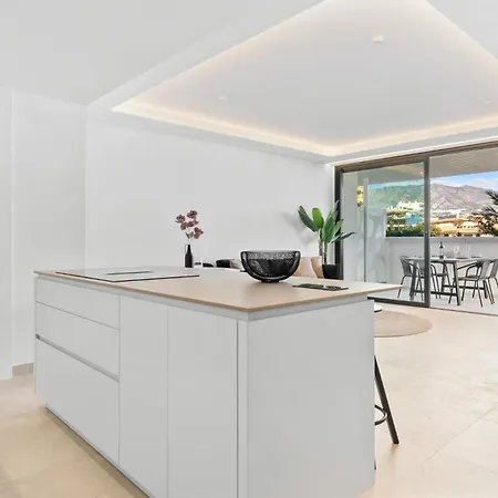 Vivi Homes - Jade Beautiful With Spa, Pool And Cinema 200 Meters From The * Fuengirola