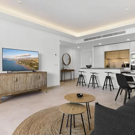 Vivi Homes - Jade Beautiful With Spa, Pool And Cinema 200 Meters From The Fuengirola