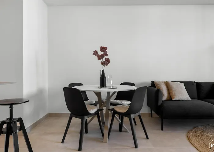 Vivi Homes - Jade Beautiful With Spa, Pool And Cinema 200 Meters From The *