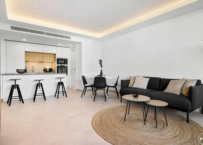 Vivi Homes - Jade Beautiful With Spa, Pool And Cinema 200 Meters From The