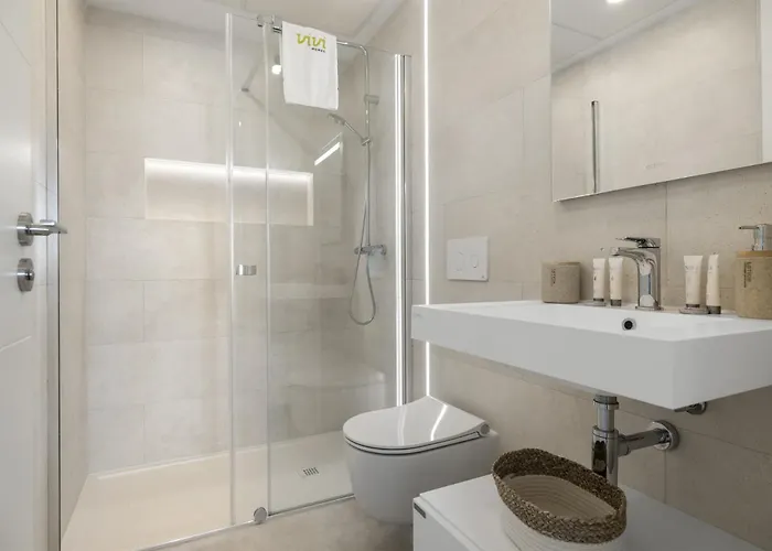 Vivi Homes - Jade Beautiful With Spa, Pool And Cinema 200 Meters From The Appartement Fuengirola