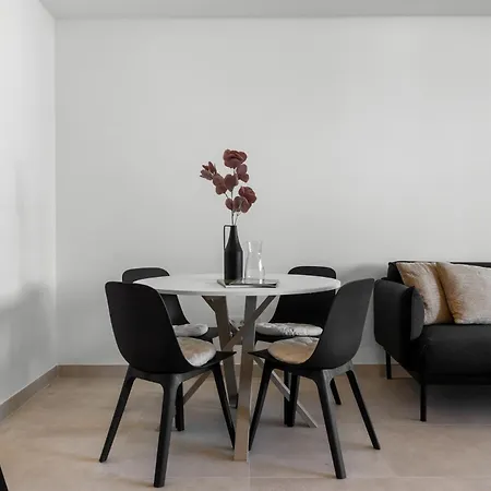 Vivi Homes - Jade Beautiful With Spa, Pool And Cinema 200 Meters From The *