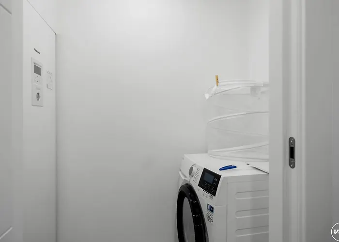 Vivi Homes - Jade Beautiful With Spa, Pool And Cinema 200 Meters From The Apartamento Fuengirola