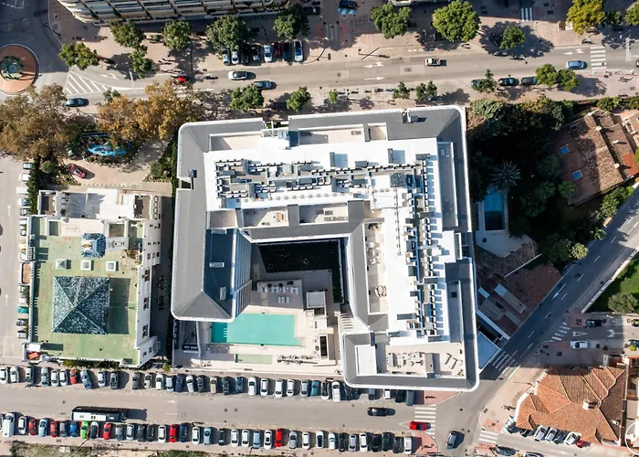 Vivi Homes - Jade Beautiful With Spa, Pool And Cinema 200 Meters From The