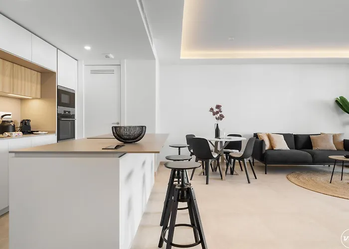 Vivi Homes - Jade Beautiful With Spa, Pool And Cinema 200 Meters From The Fuengirola